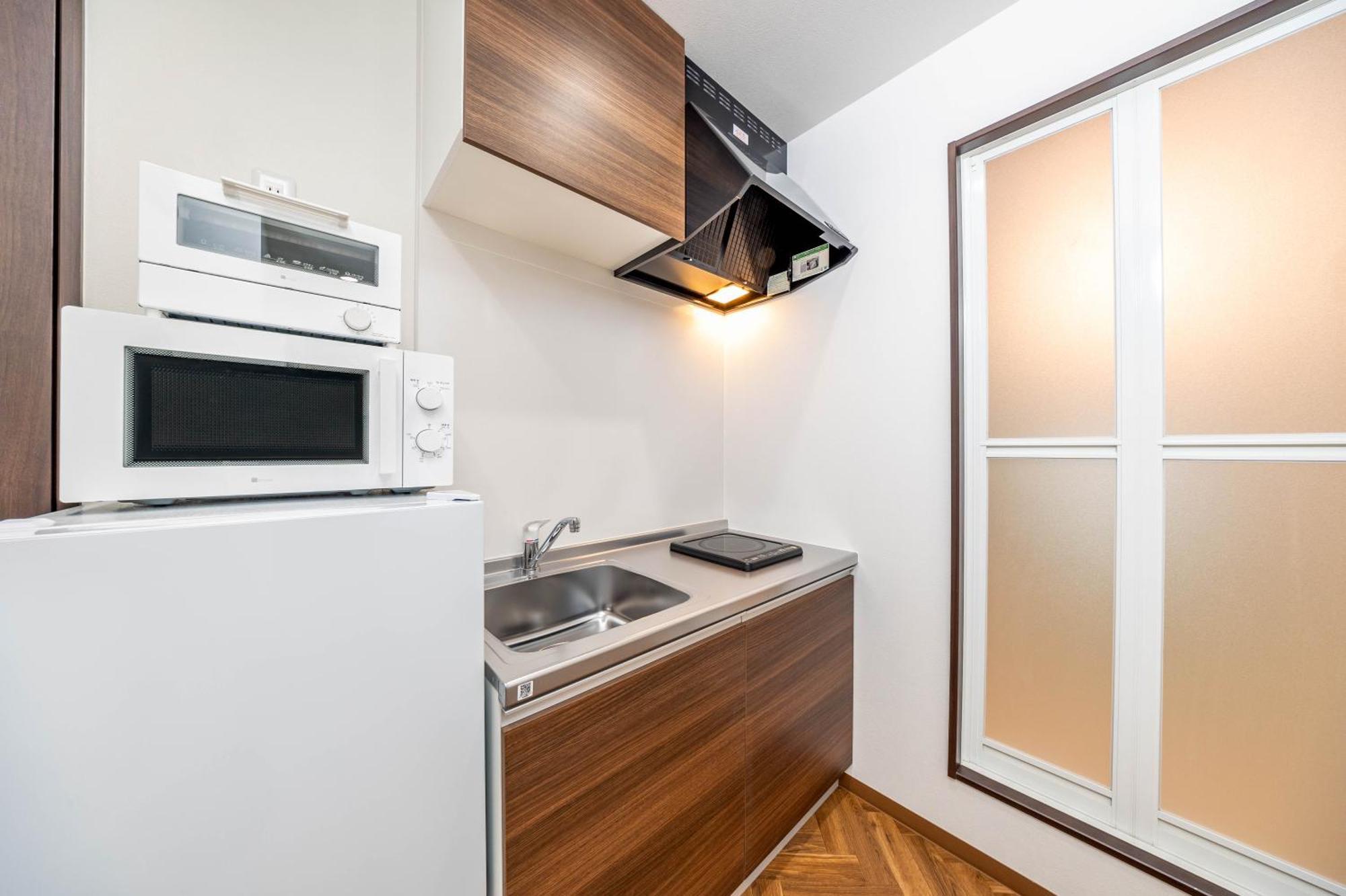 1688 House B Apartment *