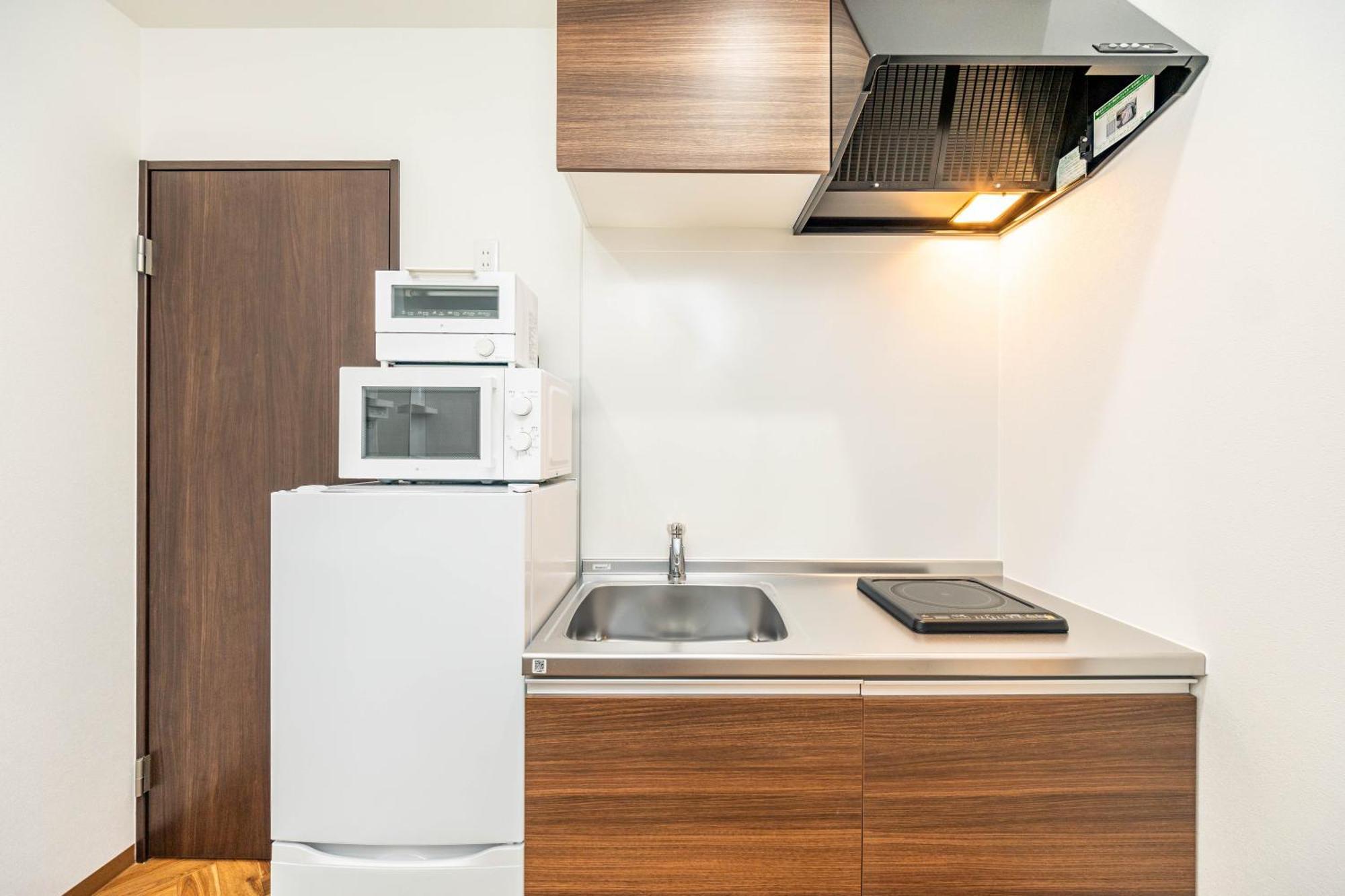 1688 House B Apartment *